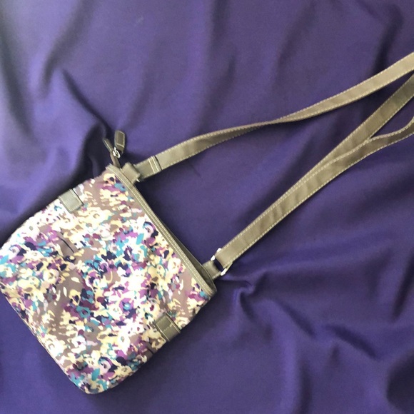 Purse 💜Crossbody Floral Spring Fall Fun Vintage - Picture 2 of 5